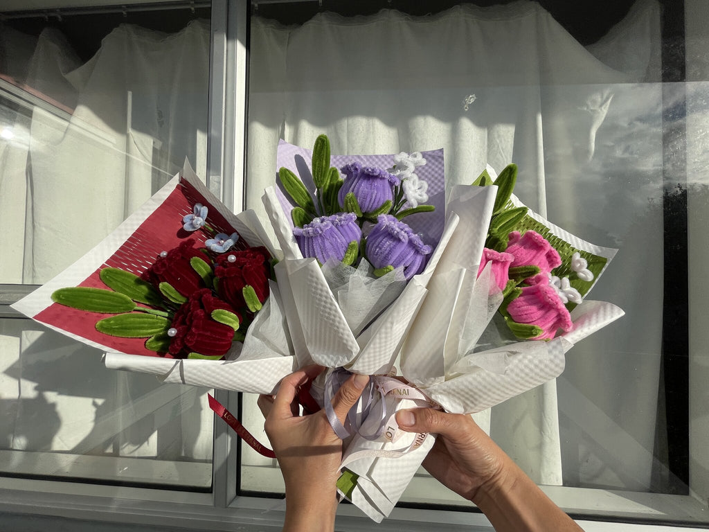 Handmade Pipe Cleaner Rose Bouquets Small & Medium Sizes