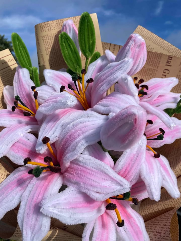 Handmade Pink Lily Bouquet — original 2